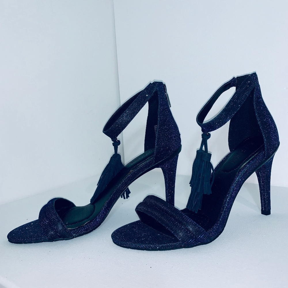 Kenneth Cole REACTION Women's Sandals -  NEW!!!